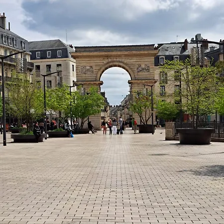 Le P'tit Jacques - C La Chouette Апартаменты Дижон